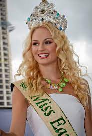 TEREZA FAJKSOVA Miss earth 2012