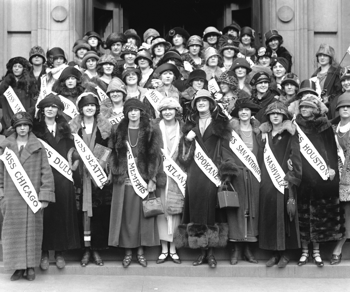 100 year Evolution of beauty pageants - Beauty Contestants
