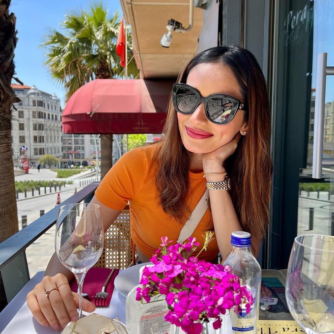 Manushi Chhillar relaxing